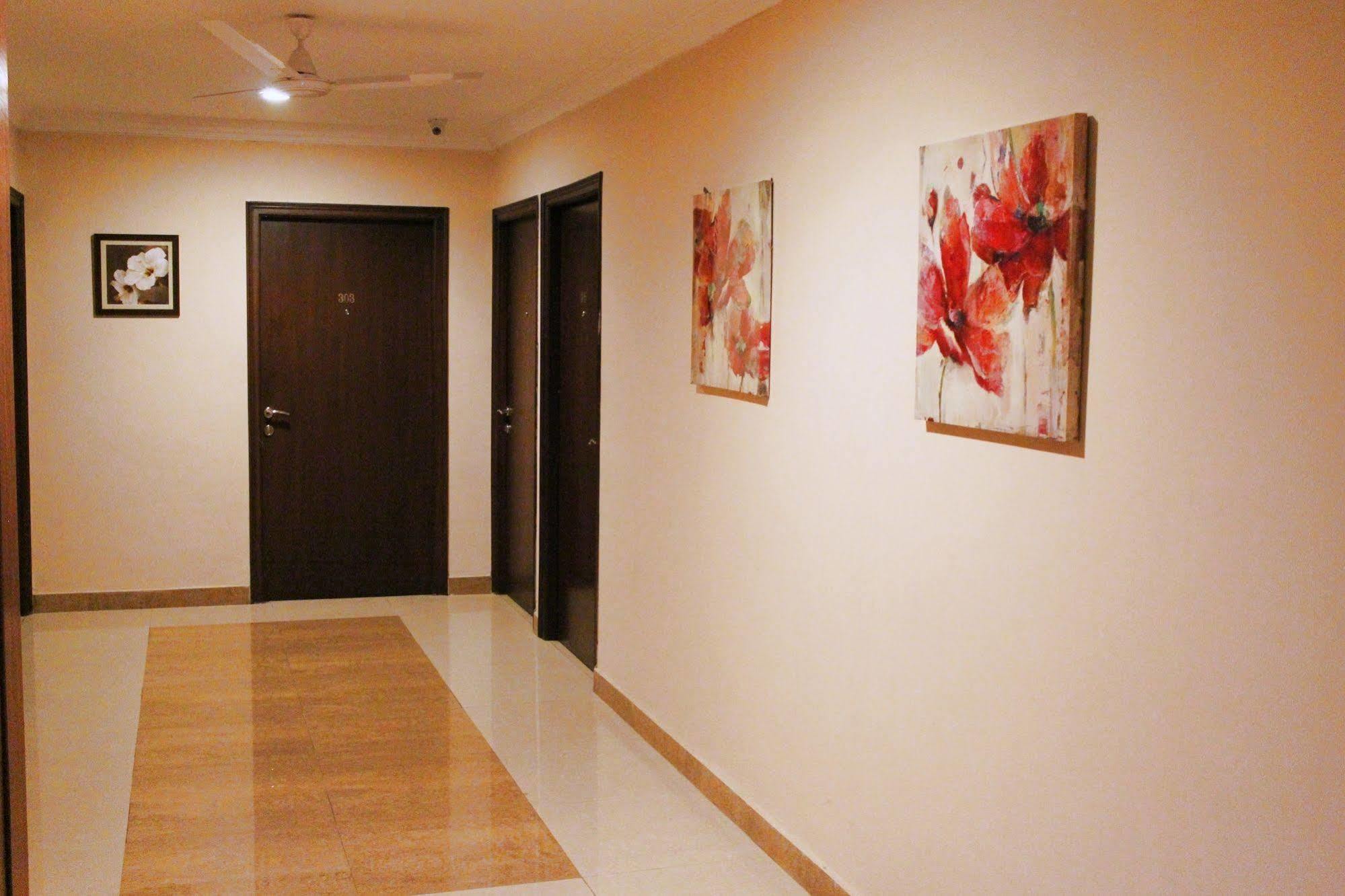 Genx Banjara Hill 1589 Hotel Hyderabad Exterior photo